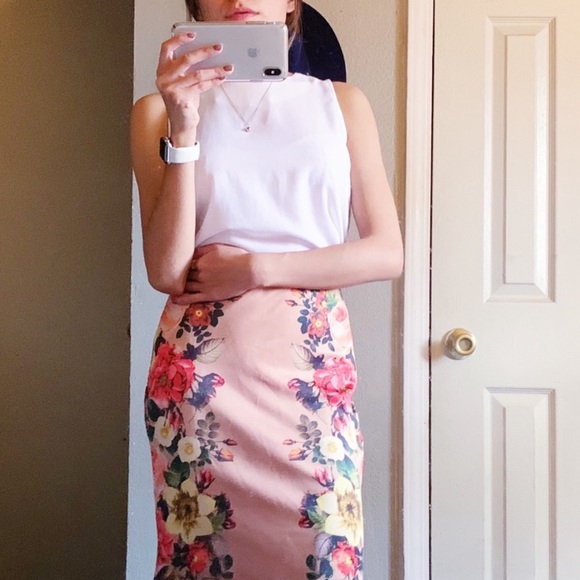 Akira Chicago Blouse - Picture 3 of 6